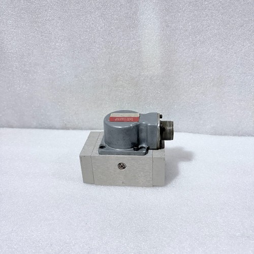 Moog j077c050 servo valve - moog,