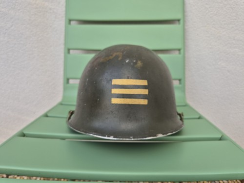 Casque militaire acier peint