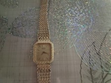 A Vendre Montre Femme De Marque Seiko