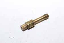 puits d'aiguille et gicleur