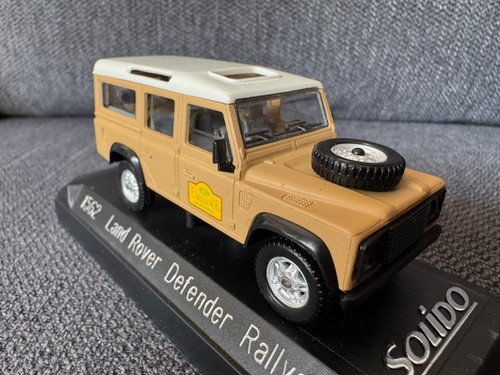 Land rover defender - land, rallye