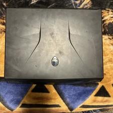 Alienware M17X R3 laptop I7-2860qm 2.5Ghz 8GB 750GB HDD  With Charger