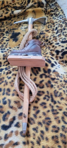 Piolet decoration alpinisme - piolet,