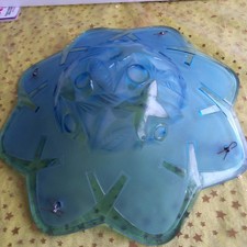 Belle et ancienne vasque