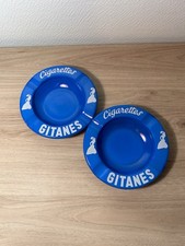 2 Anciens Jolis cendriers