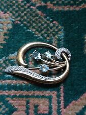 Magnifique broche en or 9