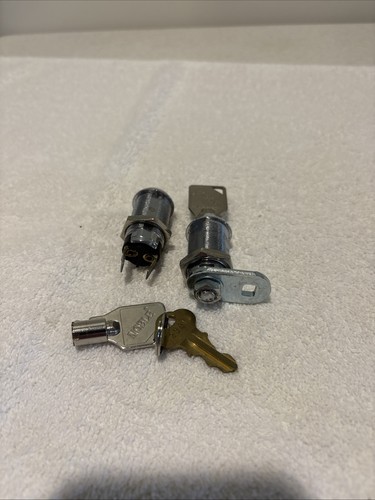 Igt slot machine door lock - slot,