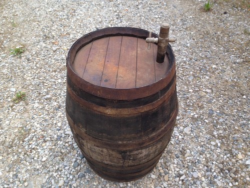 Ancien tonneau vin - ancien,