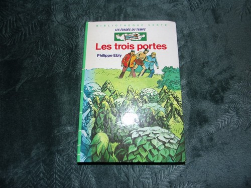 Livre les trois - livre,