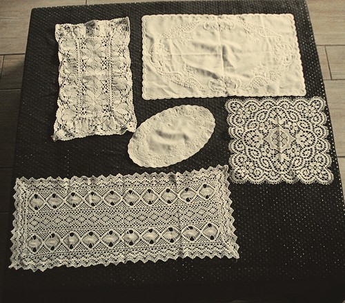 Napperons lot de 5 - -,