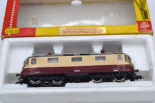 FLEISCHMANN 4341  LOCOMOTIVE ELECTRIQUE Re 4/4 1156 LIVREE TEE CFF SBB FFS HO