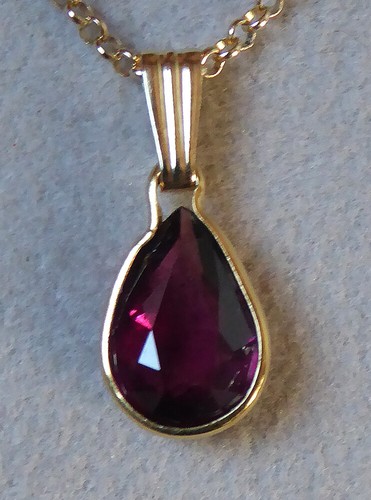 Beau pendentif grenat - pendentif,