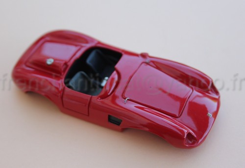 Voiture ferrari 250 rouge - nu,