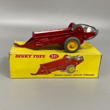 321 Massey-Harris Épandeur De