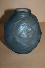 Vase ancien boule signé Verlys - Papillons - Couleur Bleu
