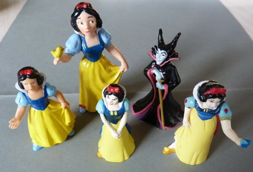 Lot figurines disney blanche - lot,