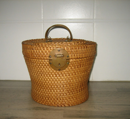 Ancien panier asiatique - asiatique, à