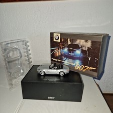1/43  BMW Z8 James Bond 007