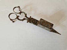 Paire de mouchettes anciennes en fer forgé ciseaux à bougies éteignoirs XVIIIème