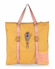 GEORGE GINA & LUCY Nomadic