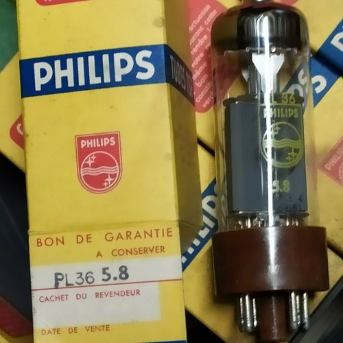 Tube lampe philips - 36,