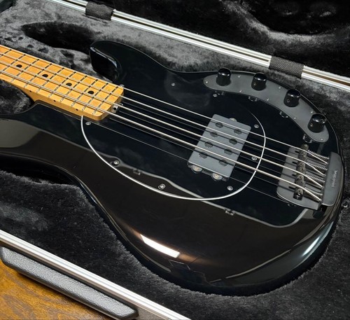 Guitare basse musicman - basse,