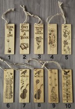 MARQUE PAGE BOIS PYROGRAVURE