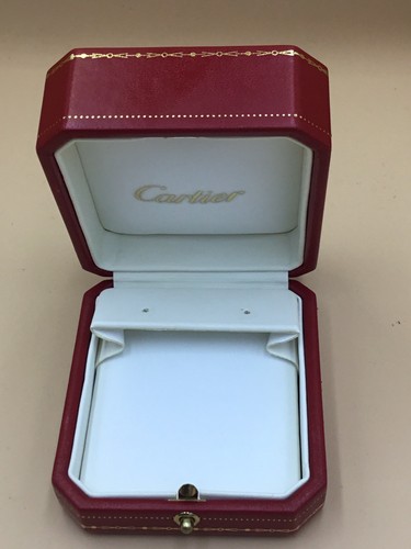 Cartier boite earring ear - earring,