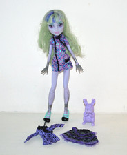 Poupée MONSTER HIGH TWYLA 13