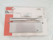 Ferme porte à pignon et