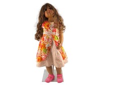 Poupée d'artiste Monika