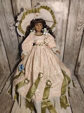 Antique Black Porcelain Doll. Les Îles Marjorie Collection 