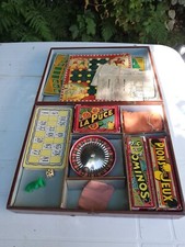 ANCIENNE MALETTE DE JEUX AVEC