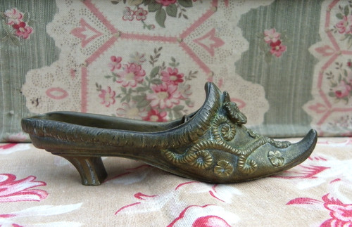 Mercerie ancienne chaussure - mercerie,