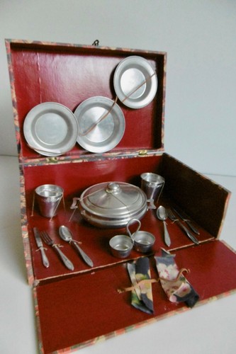 Jolie dinette ancienne - ancienne, en
