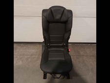 SIEGE ARRIERE DROIT 880104179R