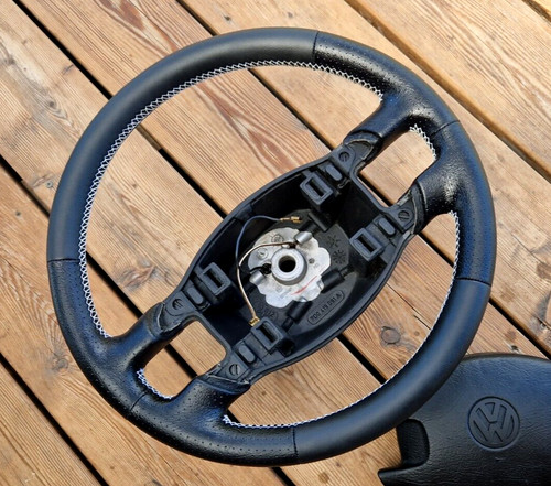 Volant cuir neuf pour t3 - cuir,