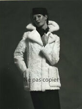 FASHION ANDRE SAUZAIE astrakan swakara fur c.1975 Jean-Paul Avizou 24 x 18 cm