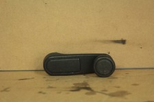 Poignee de leve vitre pour les