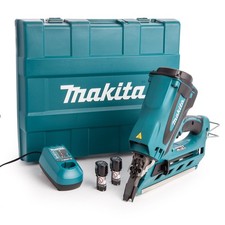 Makita GN900SE 7.2V Cloueur À