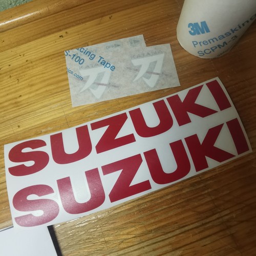 Suzuzki katana rouge sang - rouge, 1000