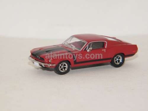 Ford mustang fastback rouge - ford,