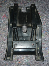 couvercle , sabot arrière 660 RAPTOR YAMAHA neuf et d'origine réf 5LP-2219X-00