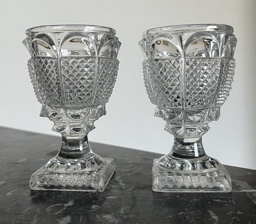 Lot verres en - 2,
