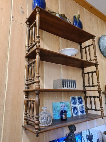 Etagere murale bois tourné - en,