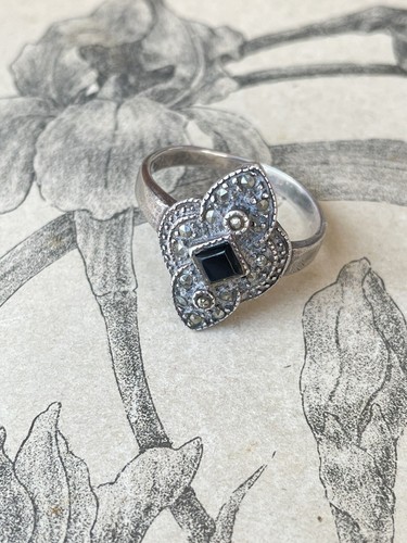 Jolie bague ancienne argent - en,