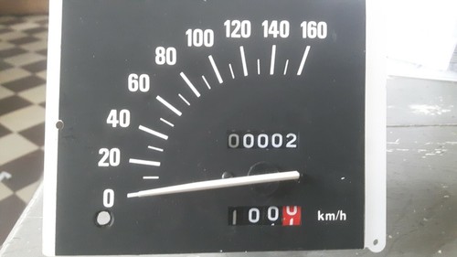 Fiat 132 compteur neuf ancien