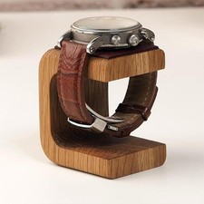 Présentoir de montre en bois