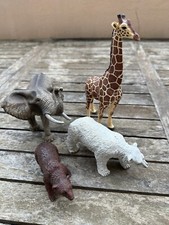 LOT 4 Figurines ANIMAUX