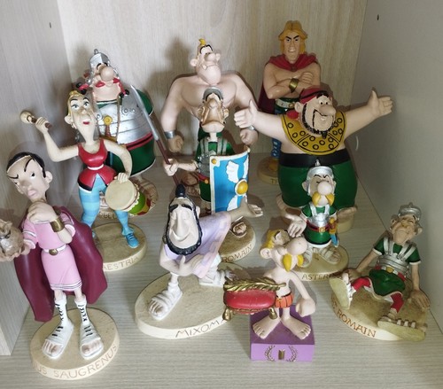 Lot 11 figurines astérix - lot,